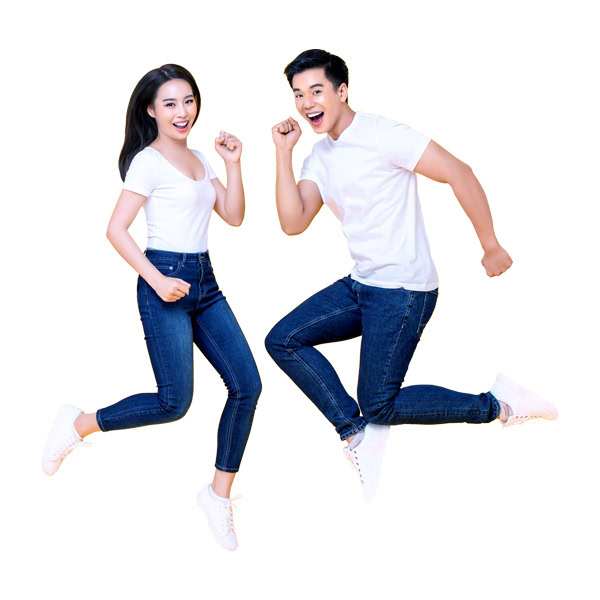 คู่หนุ่มสาวใส่เสื้อผ้าสไตล์เท่ห์จาก MDX แบรนด์อันดับ 1 สำหรับผู้ชายและผู้หญิงในไทย.