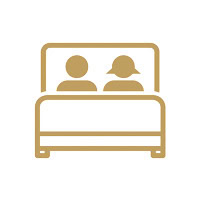 ภาพของผู้ชายสองคนในห้องนอน แสดงความเป็นแบรนด์ผู้ชายอันดับ 1 จาก MDX ที่เน้นคุณภาพและความเท่.